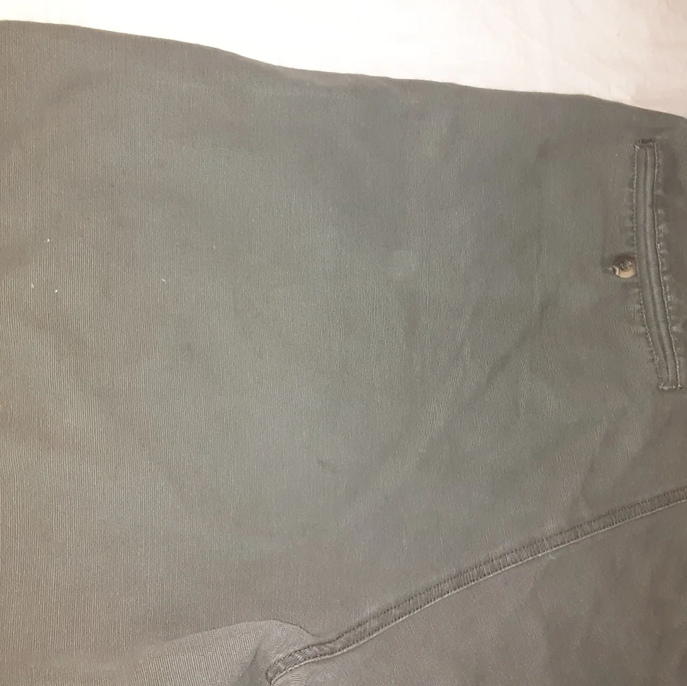 Cargo Shorts 38 waist - Picture 7 of 9